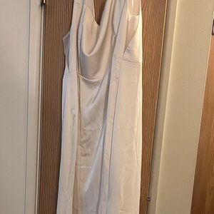 3XL satin evening gown (bodycon fit).